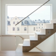 Hitta rätt firma för trapprenovering i Stockholm: En komplett guide 2026