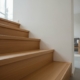 Trapprenovering med barnskyddslist: Säkerhet och stil i ett
